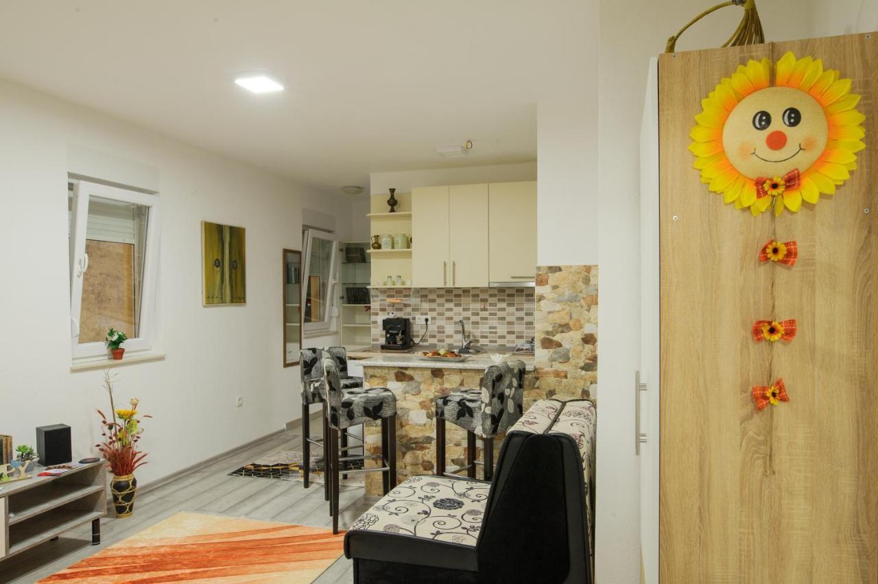 Studio Apartments Kim - Dilberovic Mostar Buitenkant foto