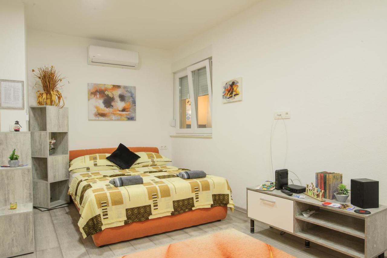 Studio Apartments Kim - Dilberovic Mostar Buitenkant foto